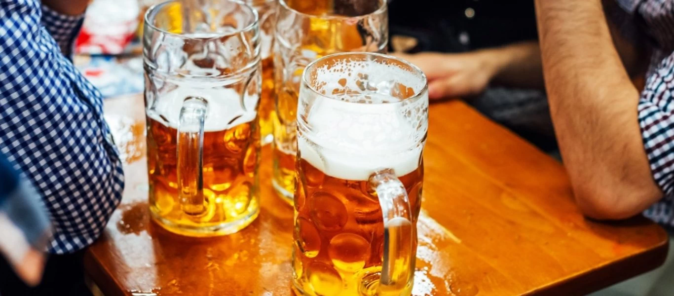 Γερμανία: Σε «ελεύθερη πτώση» οι πωλήσεις της μπύρας το α' εξάμηνο του 2020